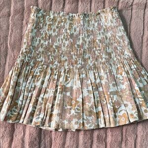 Kayla’s Armoire Pleated Floral Skort